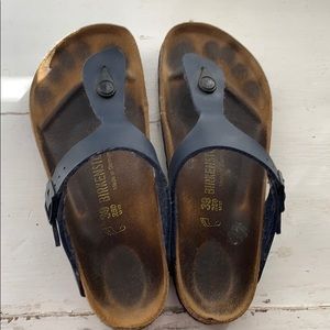 Navy Gizeh Birkenstock’s reposh